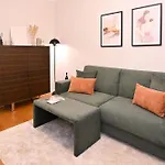 Monti Luxury Patio Apartment